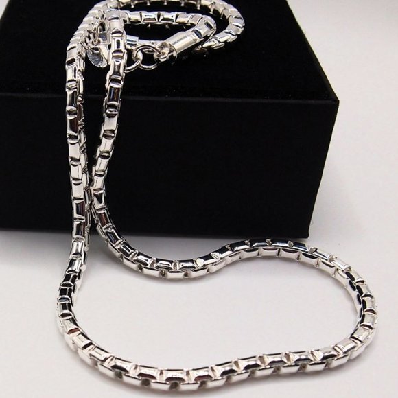 Awesome 22 Inch Long Round Box Necklace 4mm Wide, - Picture 2 of 11